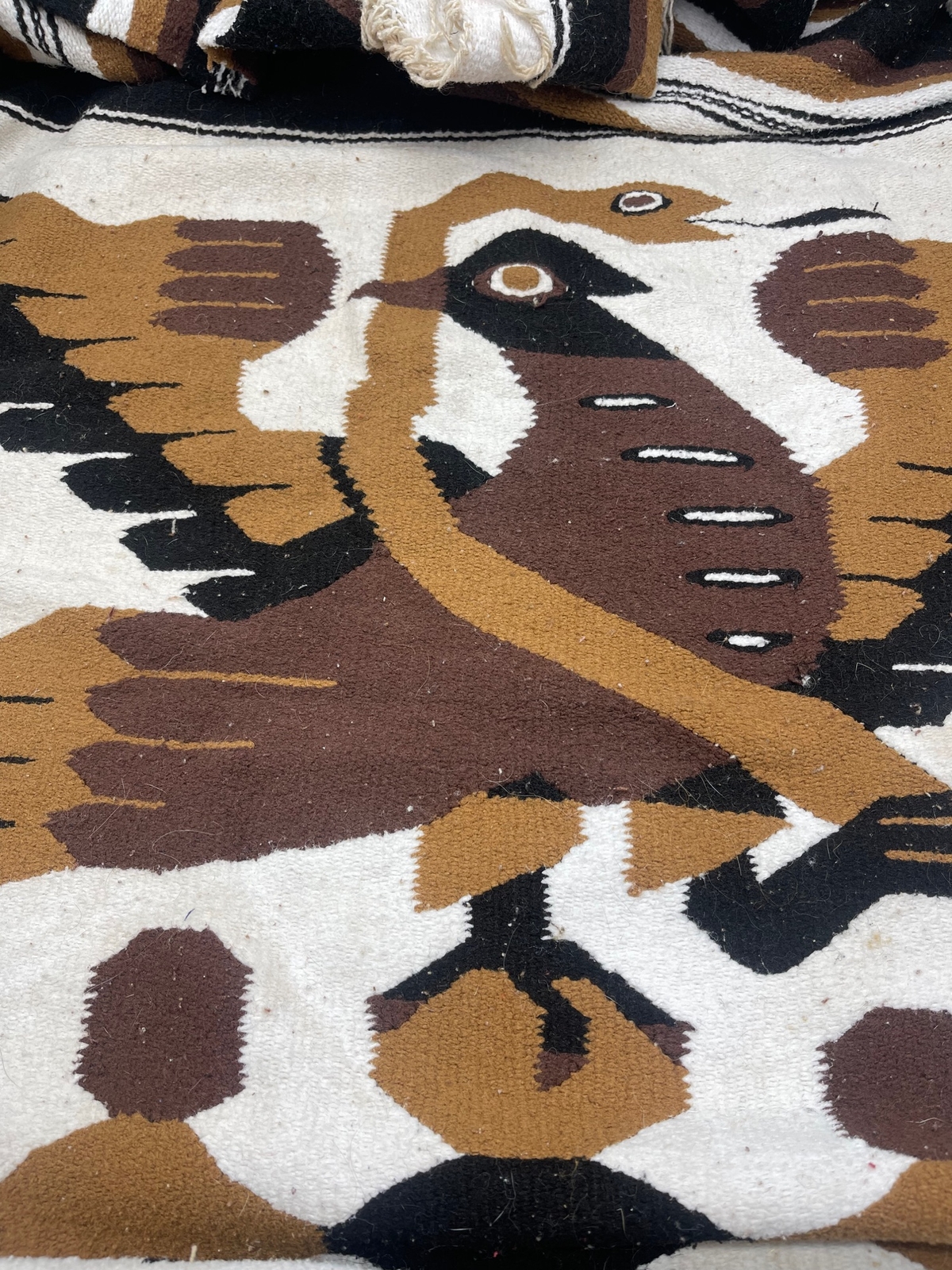 woven rug tapestry black white brown bird snake southwestern design 4' x  6.5' fr