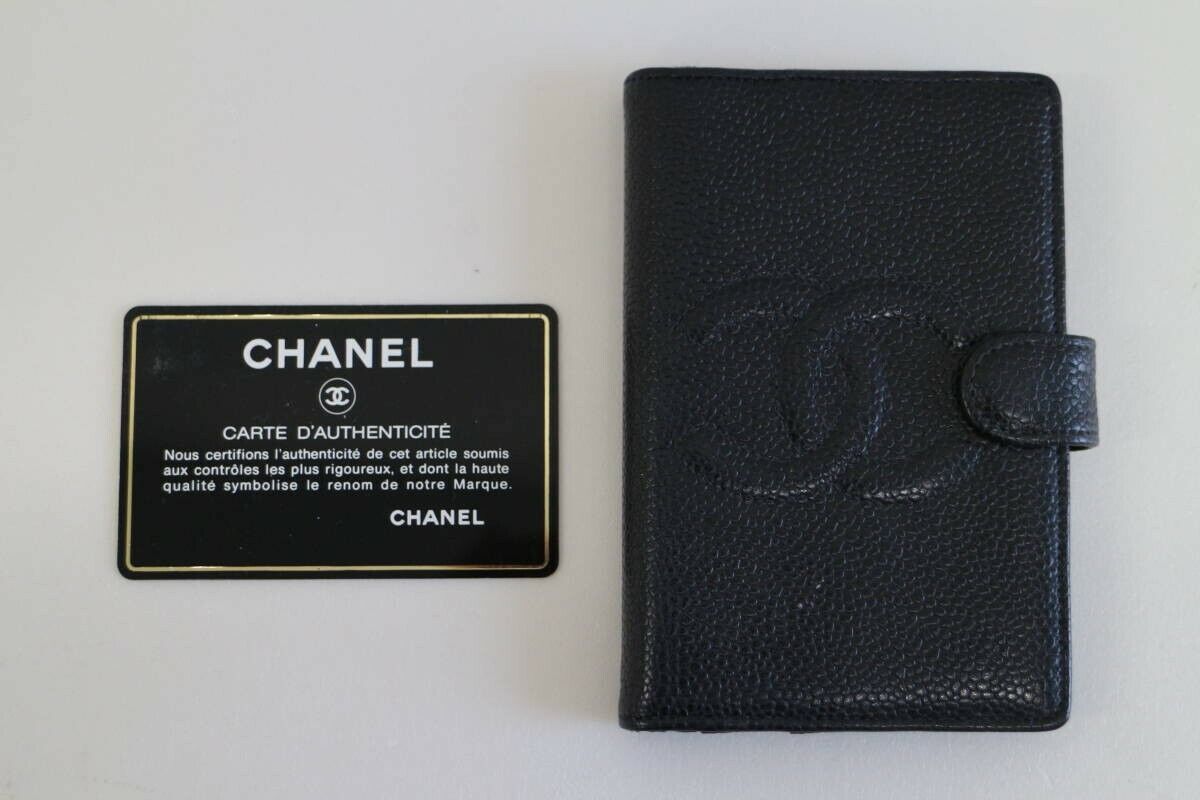 rent Snor Skole lærer CHANEL CC Logo Caviar Skin Agenda Day Planner Cover Black Leather Used F/S  KNMI | eBay