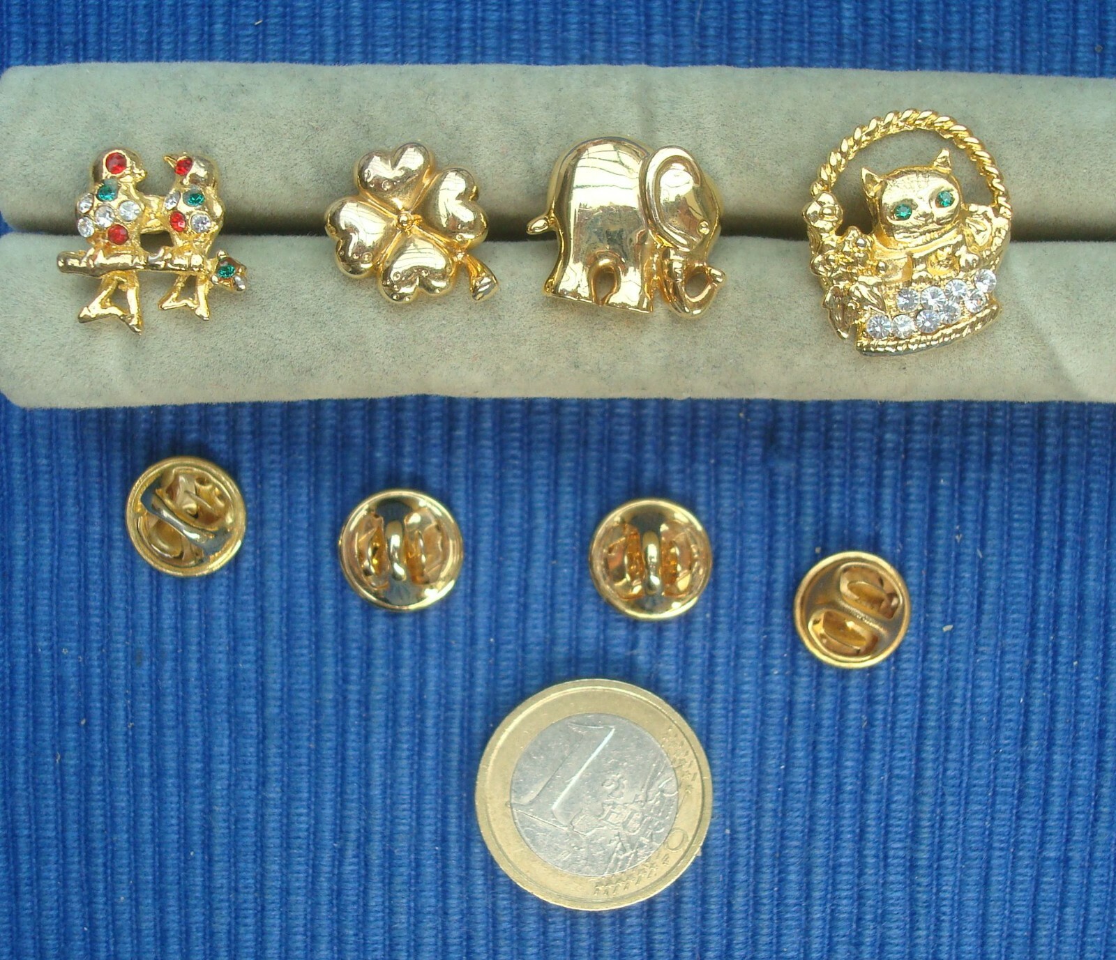 Pins Métal Doré Trèfle à Quatre Feuilles pour Accessoiriser un Veste