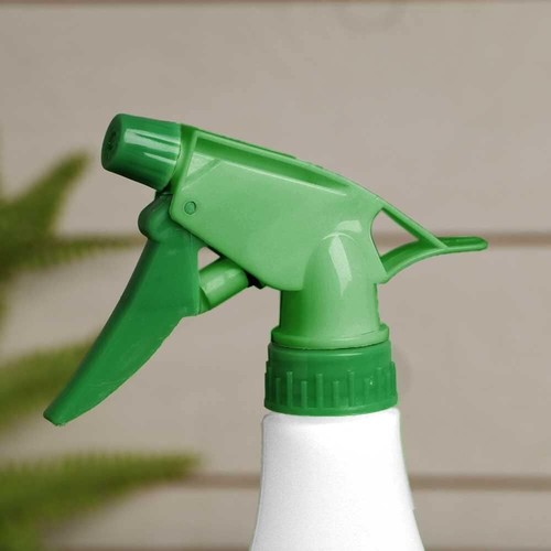Handheld Garden pump Spray Bottle, Empty Refillable Trigger Action Multi use 1L - Picture 9 of 11