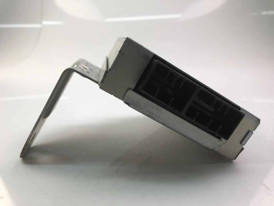 Centralina KIA CARNIVAL II GQ 95440-2Y110 14096461 - Immagine 3 di 4