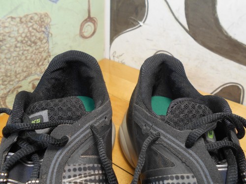 Brooks Pureflow Black Sneakers Men's 13 - Picture 10 of 11