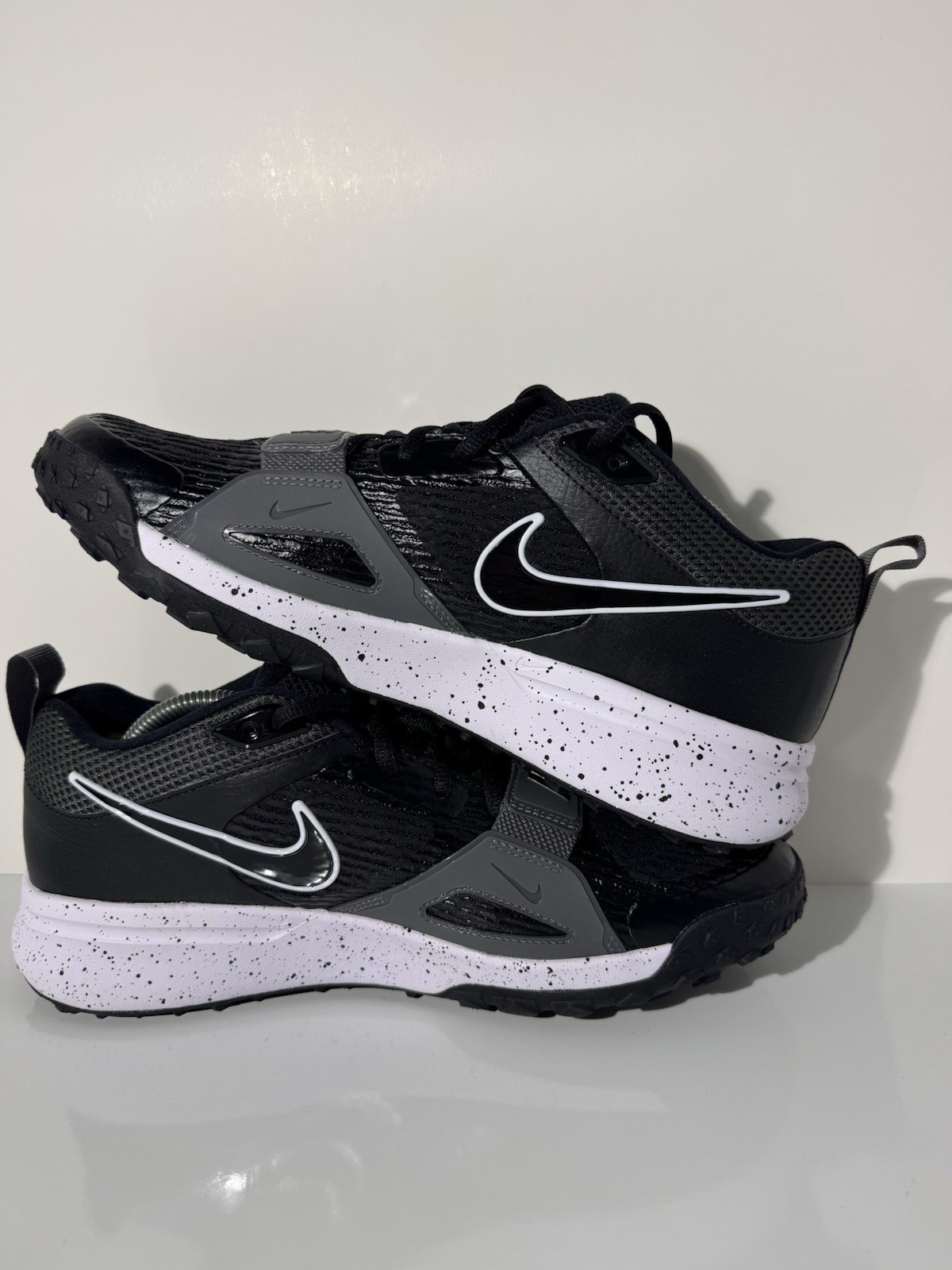 Nike Air Zoom Diamond Turf Elite DZ0503-003 Mens 9.5 New Black Grey White thumbnail 2