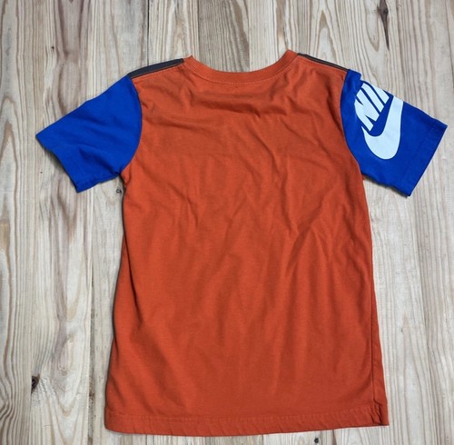 Nike Skateboarding Pocket Shirt Boys SB Short Sleeve Tee Top Size M - Picture 2 of 4