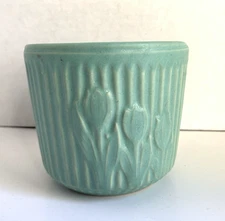Brush McCoy Pottery Tulip Pot Matte Green Jardiniere Planter #266 Ribbed vintage