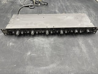 Equalizzatore parametrico Rane PE15 con cavo di alimentazione perfettamente funzionante
