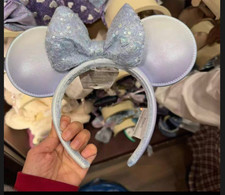 Authentic Disney Minnie Mouse Winter Blue with sequined bow Ears Headband