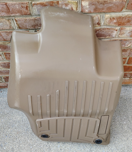 WeatherTech Tan Front Floor Mats 2007 - 2011 Mercedes Benz M-Class (W-164) - Picture 4 of 9