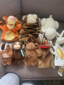 5 hand puppets and 3 finger puppets