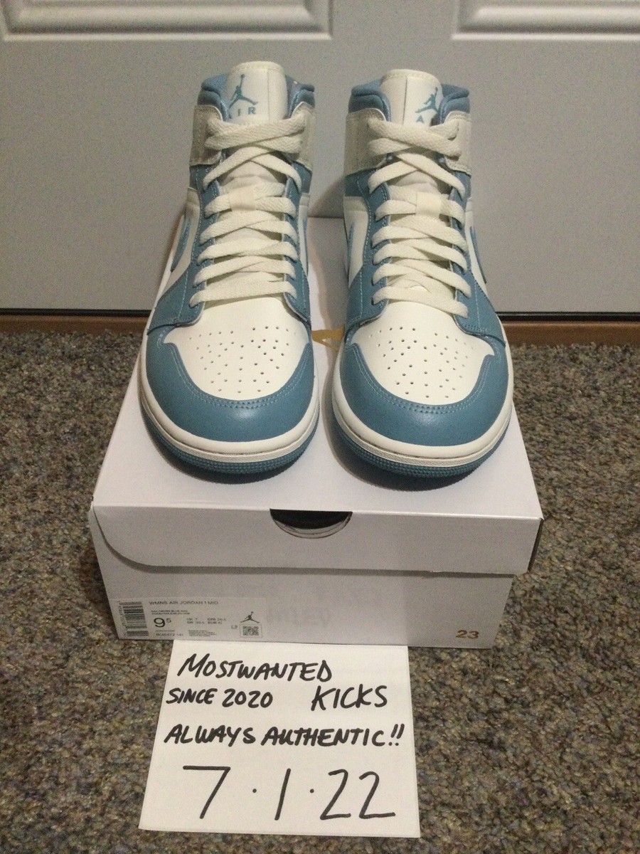 DS 2022 Nike Air Jordan Retro 1 Mid UNC Women's Sz 9.5/Men's DS 2022 Nike Air Jordan Retro 1 Mid UNC Women's Sz 9.5/Men's