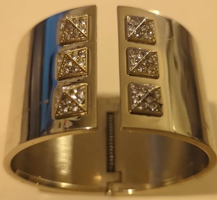 Victoria’s Secret Egypt Pyramid Gold Silver Cuff Bracelet Hinge Rhinestone  GD+