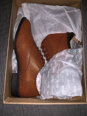 manic flat brogues