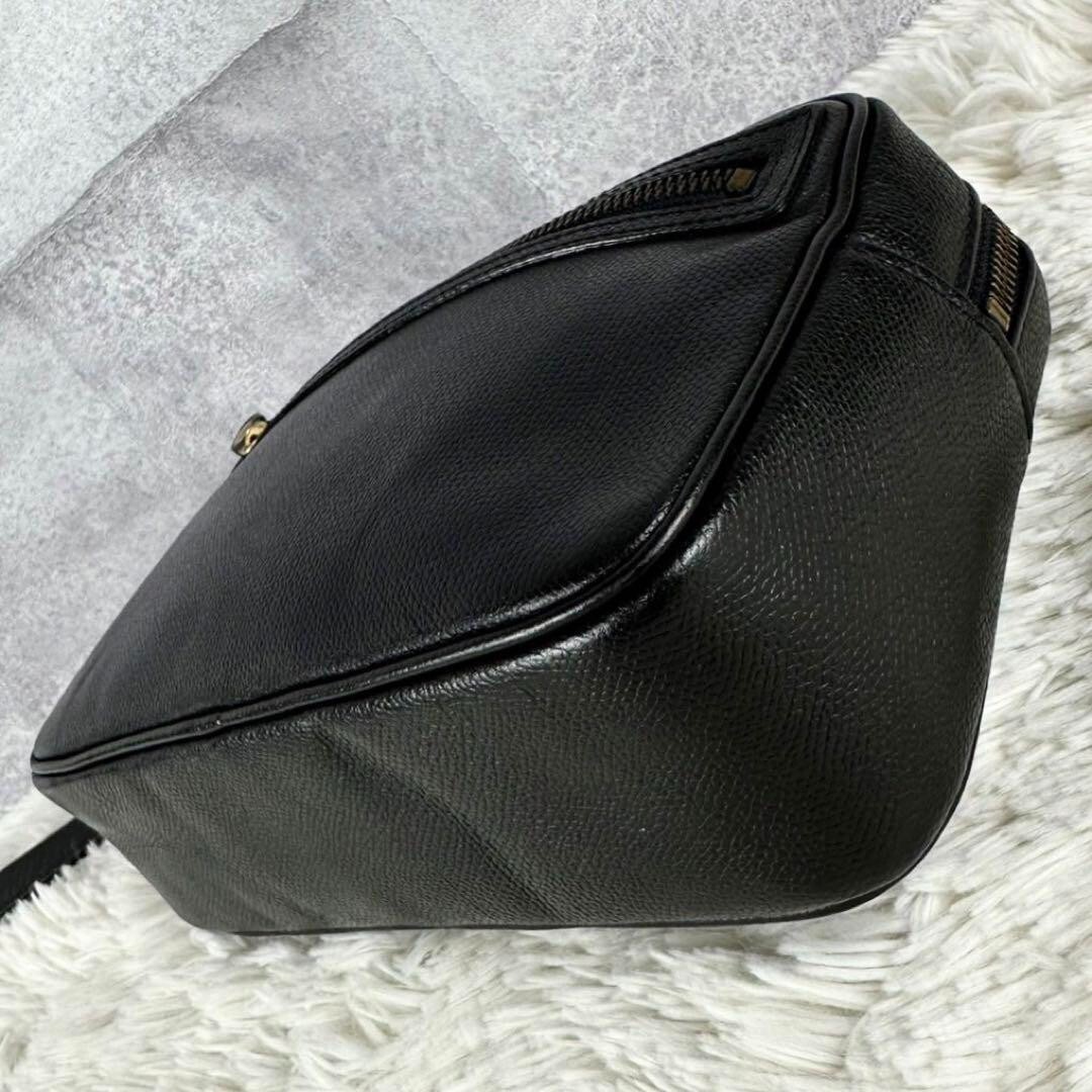 Borsa pochette Yves Saint Laurent vintage in pelle nera usata