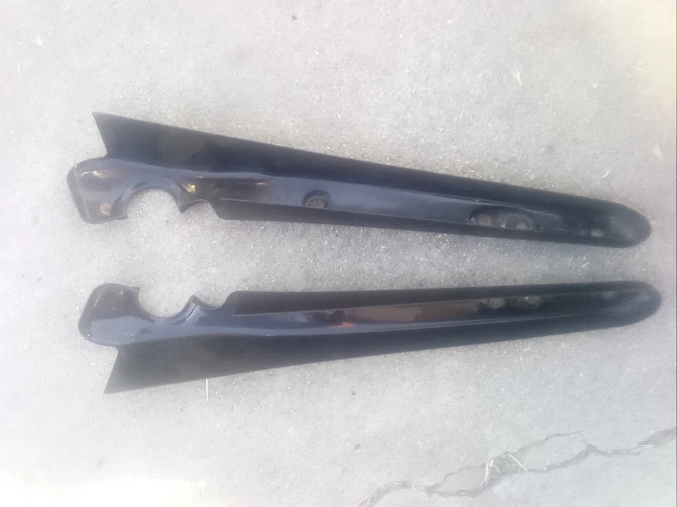 Harley Davidson Iron 883 XL883N 2009-2021 guardabarros trasero soporte de riel de puntal OEM Foto 3 de 4