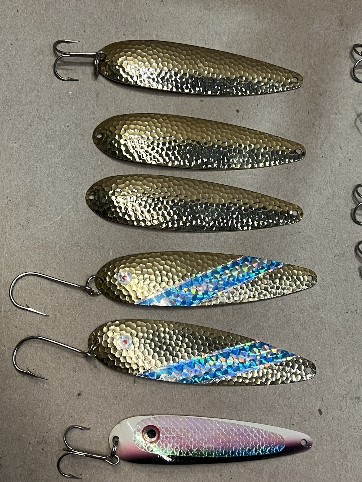 Lot of 17 Large Trolling Spoons Walleye Salmon Stingray Luhr Jensen Flutter #106 - Image 2