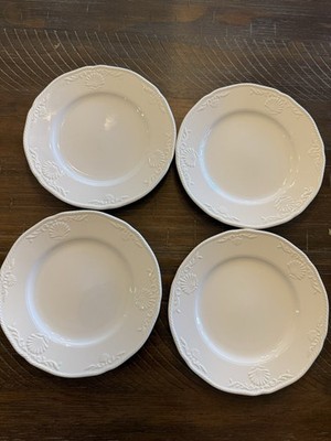 Set of 4 Mikasa HAMPTON BAYS Ultra Cream Embossed Shells Bread Plates 6.75  EUC