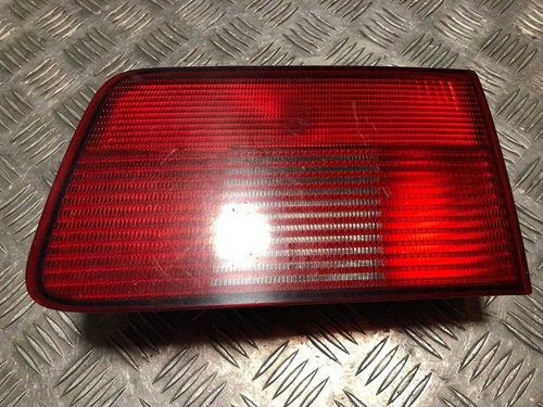 BMW 5 E39 Rücklicht hinten links 8361678 2.00 Petrol 100kw 2001 29113494