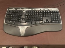 Microsoft Natural Ergonomic Keyboard 4000 v1....