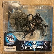 Celtic predator throws Alien playset avp mcfarlane spawn movie maniacs sci-fi