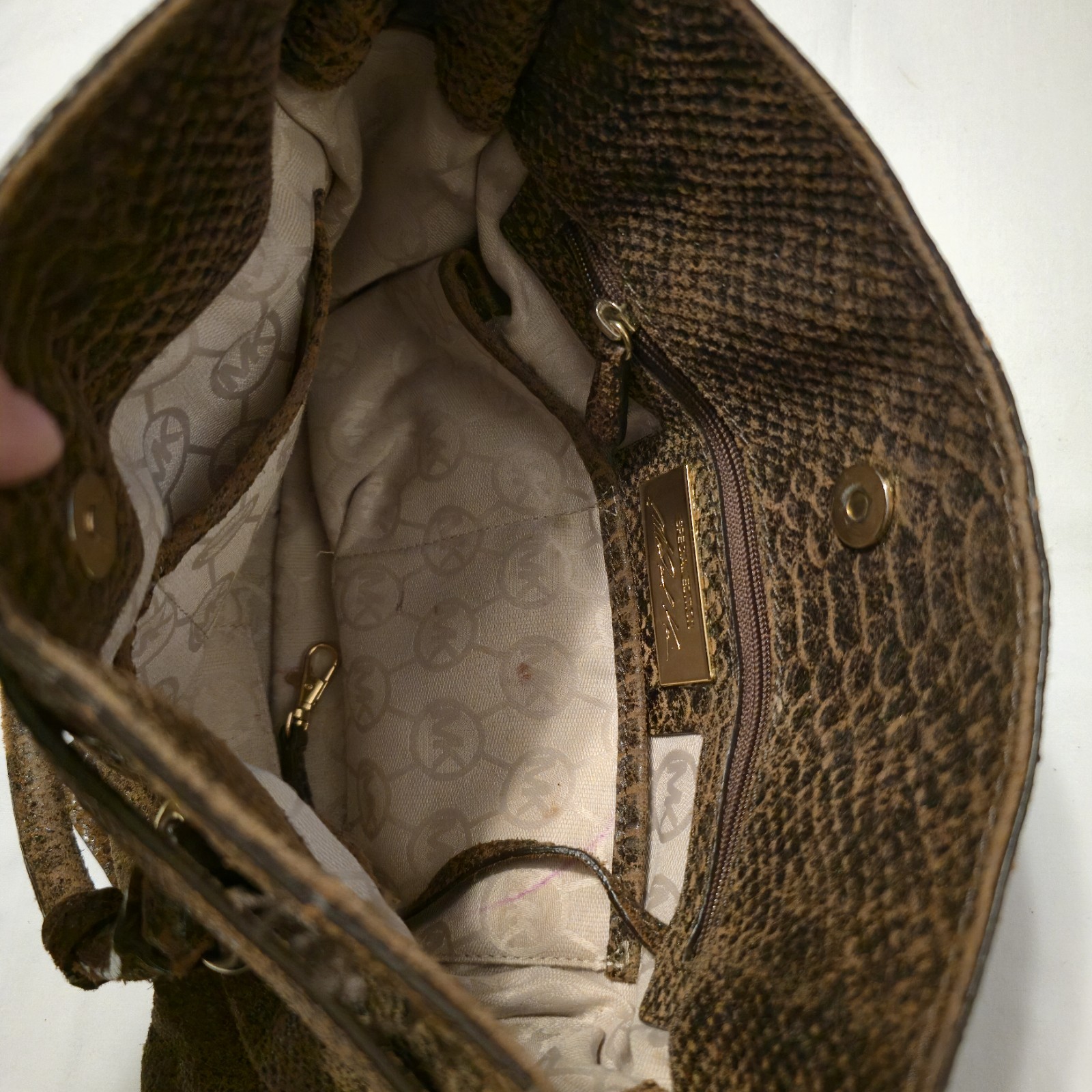 Special Edition Michael Kors Hamilton brown  pyth… - image 5