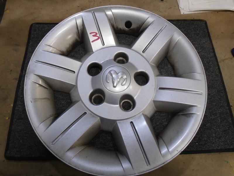 DURANGO 04-05 07-09 Wheel Cover HubCap 1675104 Replacement