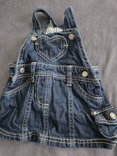 Jeanskleid und Latzhose 62-68 Baby - Bild 1 von 6