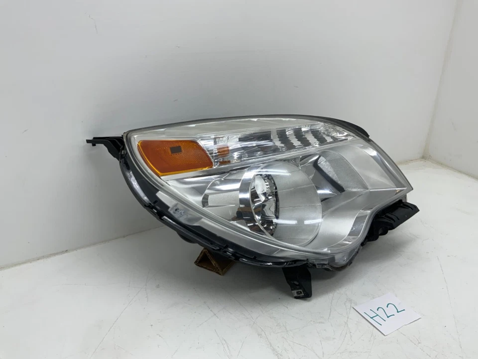 2010 2011 2012 2013 -2015 Chevrolet Equinox Passenger Side Halogen HeadLight OEM Foto 2 de 4