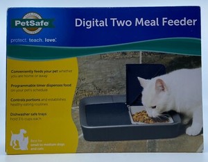digital two meal feeder