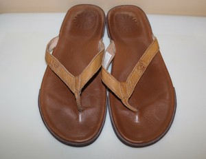 ugg bennison ii flip flop