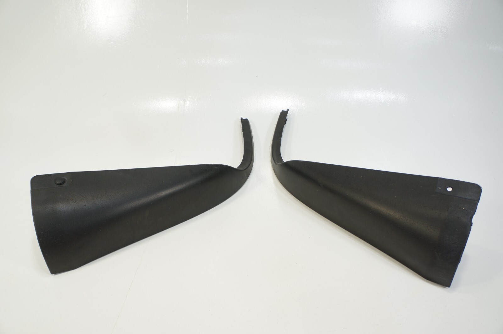 14-2019 maserati ghibli rear right left side bumper lower cover panel trim pair