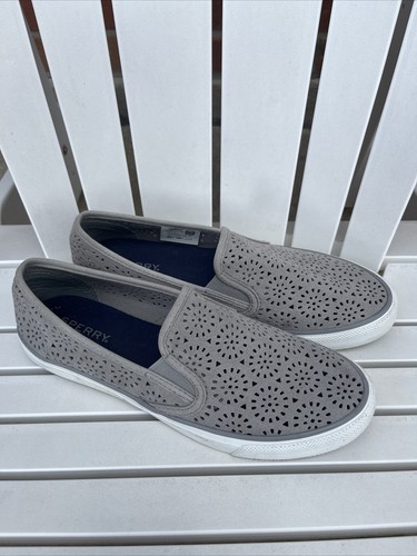 sperry perforated slip on