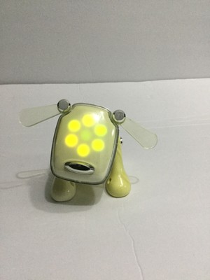 2005 hasbro robot dog
