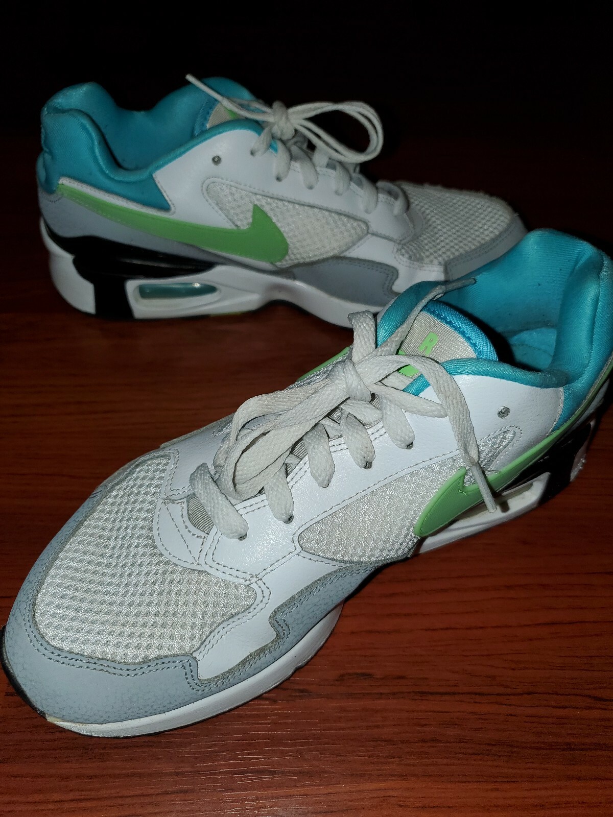 rare nike running shoes