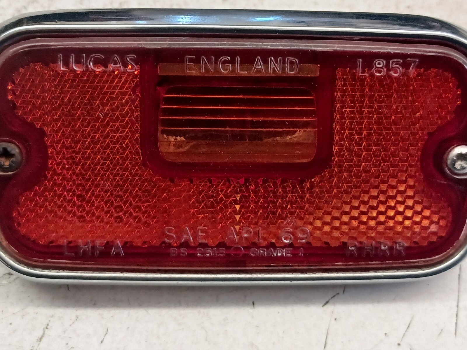 65 - 80 ROLLS ROYCE SILVER SHADOW LEFT REAR RED LAMP ASSEMBLY & LENS 