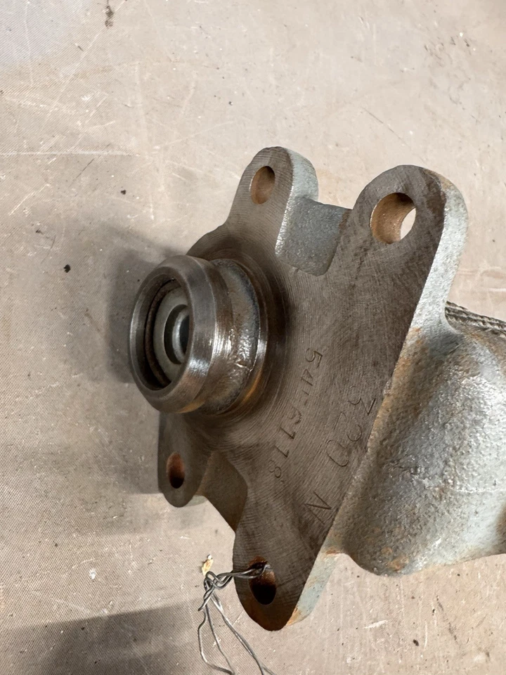 NOS 1955-1962 Pontiac Star Chief Buick Special BelAir Brake Master Cylinder 210 - Image 4 of 4