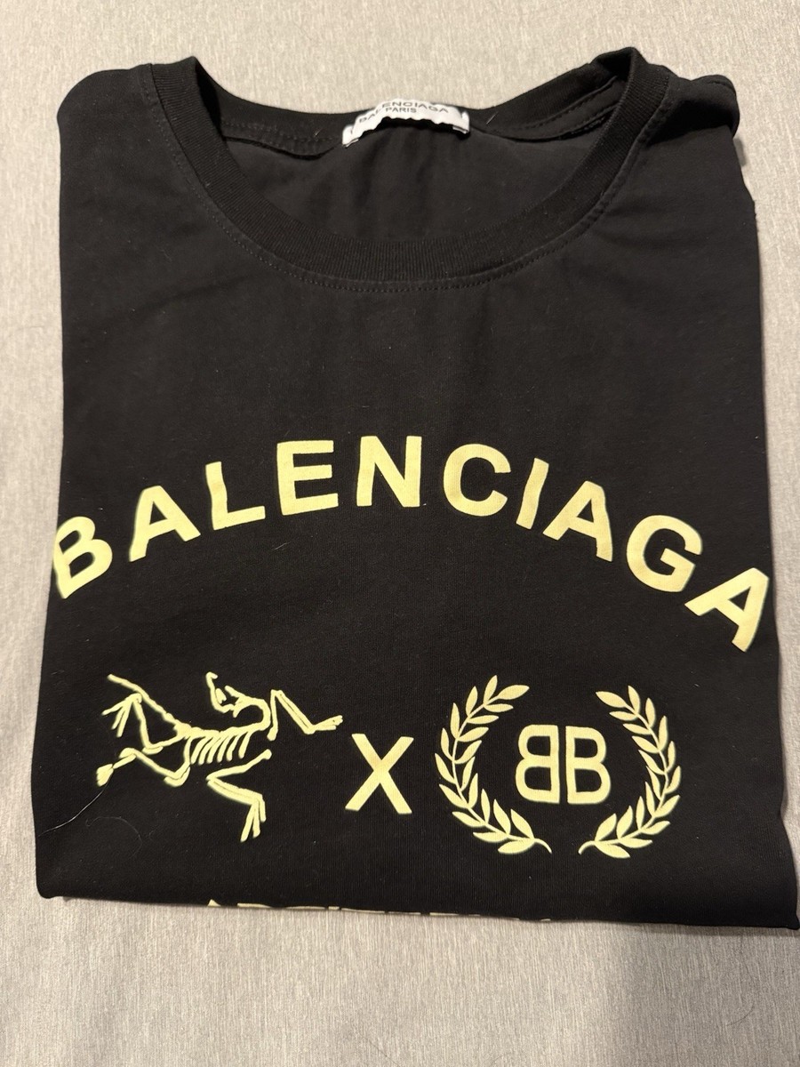 激安 早い者勝ち balenciaga ロゴT-shirt Balenciaga and Arcteryx Survival of the Fittest Black TShirt Large