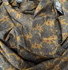 Vintage Style Paisley-patterned Print 100% Cotton Fabric Wide 34 Inches Wide 1m