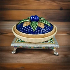 Ceramic Blueberry Pie Plate With Cover - 11" Diameter- Blueberry Motif - Texture