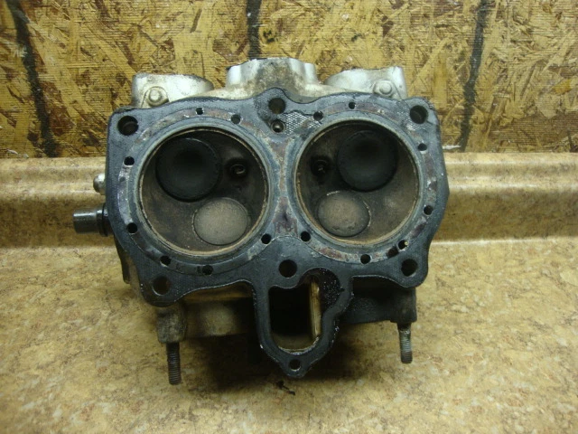 Honda Goldwing GL1100 GL 1100 1980 ala dorada motor culata válvulas izquierda #1 Foto 3 de 3