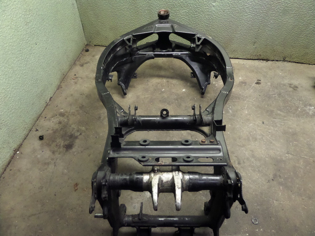 1986 KAWASAKI NINJA ZX 1000 R MAIN FRAME VIN-JKAZXCA11GB504917 | eBay