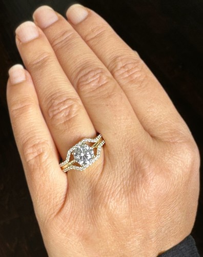 Round Cut Moissanite Engagement Wedding Ring Halo 14K Solid Yellow Gold 2.50ctw - 第 6/13 張圖片