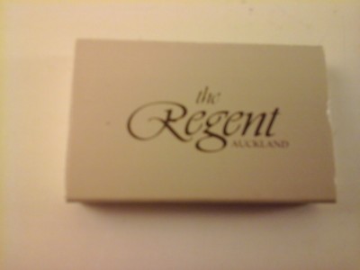 Vtg Matchbook/Matchbox Match box Cover THE REGENT HOTEL ~ AUCKLAND - NEW ZEALAND
