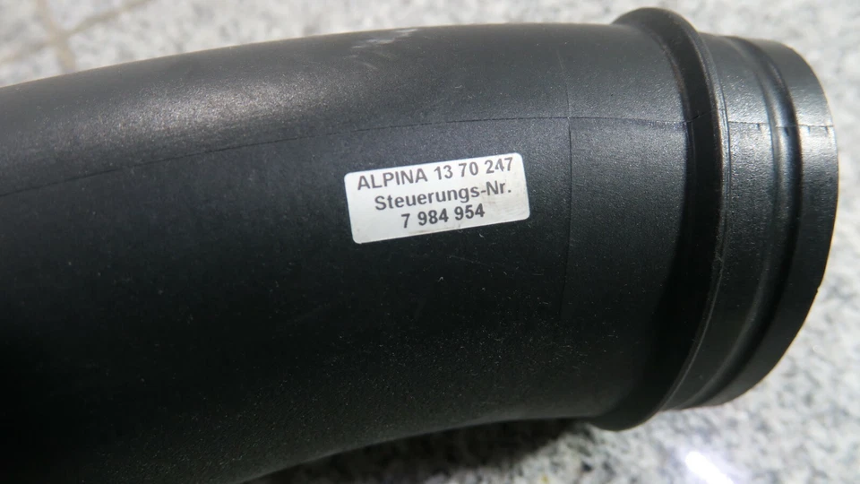 BMW F30 F31 Alpina B3 BITURBO Ladeluftleitung / Luftführung 1370248 original - Bild 2 von 3