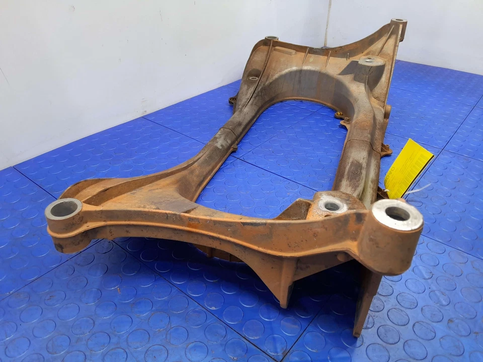 06-11 Lexus GS350 GS430 GS450 GS460 RWD Front Crossmember Subframe OEM - Image 2 of 4