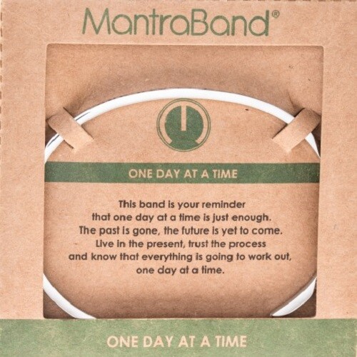 💮 Mantraband ONE DAY AT A TIME Edelstahl Silber Finish - Bild 2 von 4
