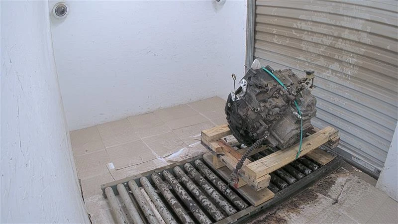 2012 Honda Crosstour Automatic Transmission Assembly 3.5L Black OEM 216K Miles - Image 2 of 4