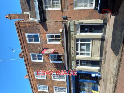 PHOTO  THE TWO BREWERS  113 HIGH STREET  ROCHESTER  KENT  27 OCTOBER 2022. A SHE