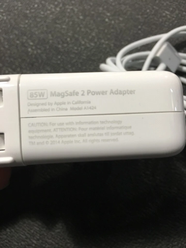 Lot of 2 100% Genuine Apple 85W MagSafe 2 Adapter ( MacBook Pro Retina) A1424 - Image 3 of 4