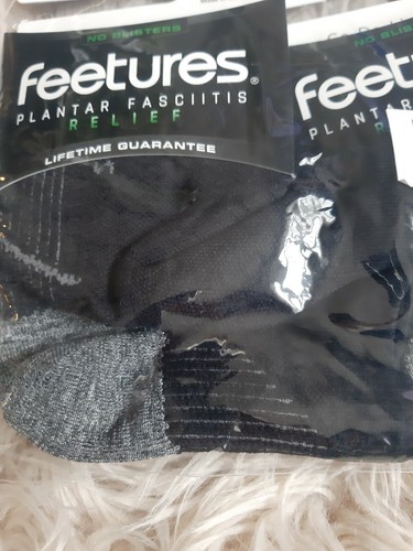 3 Pairs Feetures Plantar Fasciitis Relief Ultra Light Quarter Runing Socks, XL - Picture 4 of 6