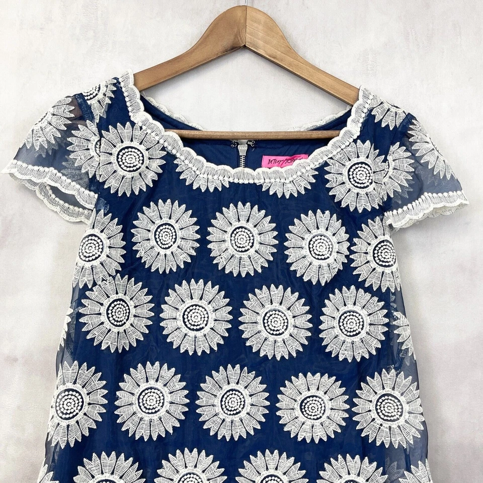 Betsey Johnson Dizzy Daisy Dress Womens 6 Embroidered Mesh Whimsigoth Fairycore - Image 2 of 4